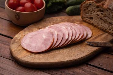 Kiełbasa krakowska firmowa w plasterkach 150 g